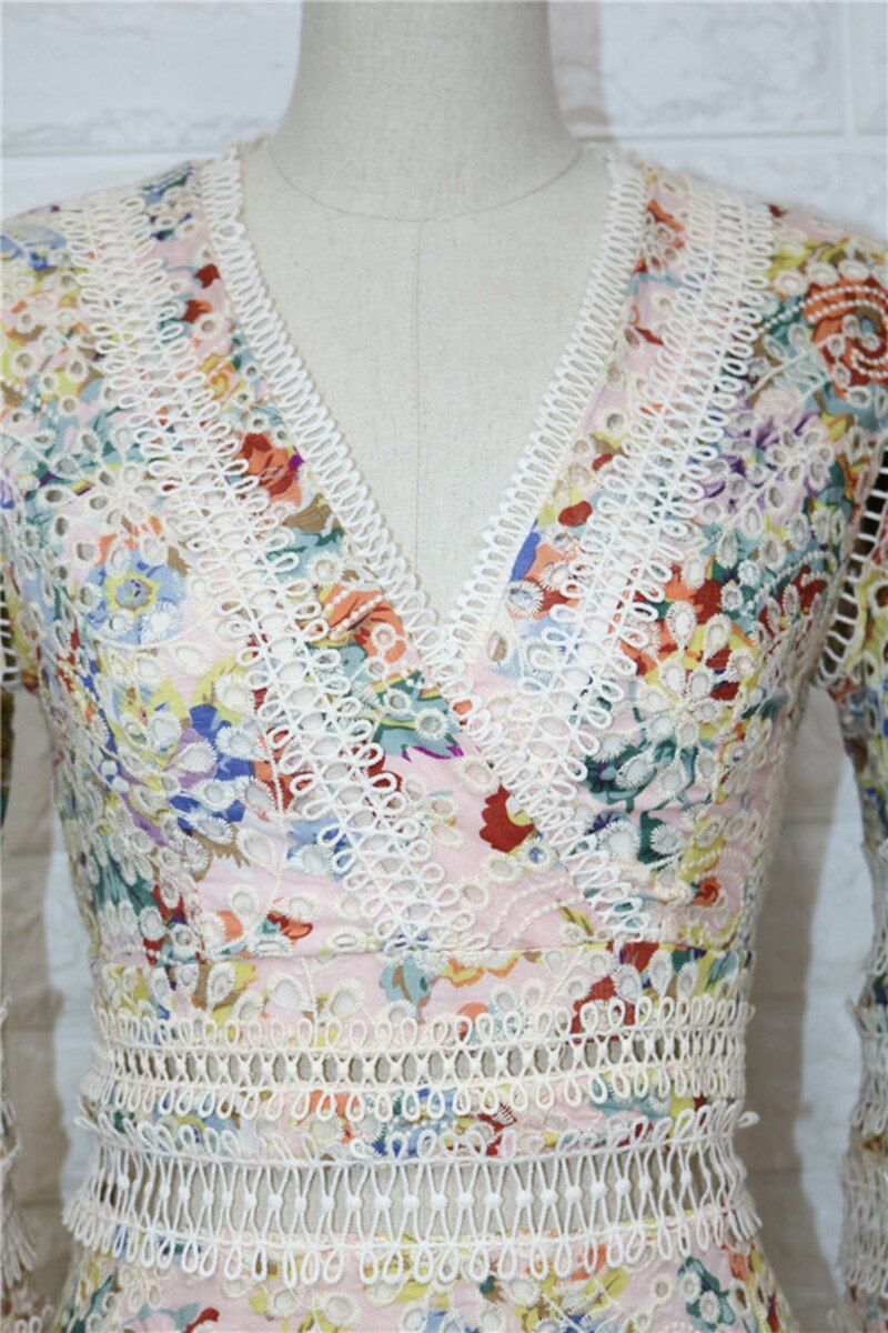 High-Quality-Design-Runway-Self-Portrait-Dress-Woman-Sexy-V-Neck-Lace-Hollowed-Out-New-Embroidery-4