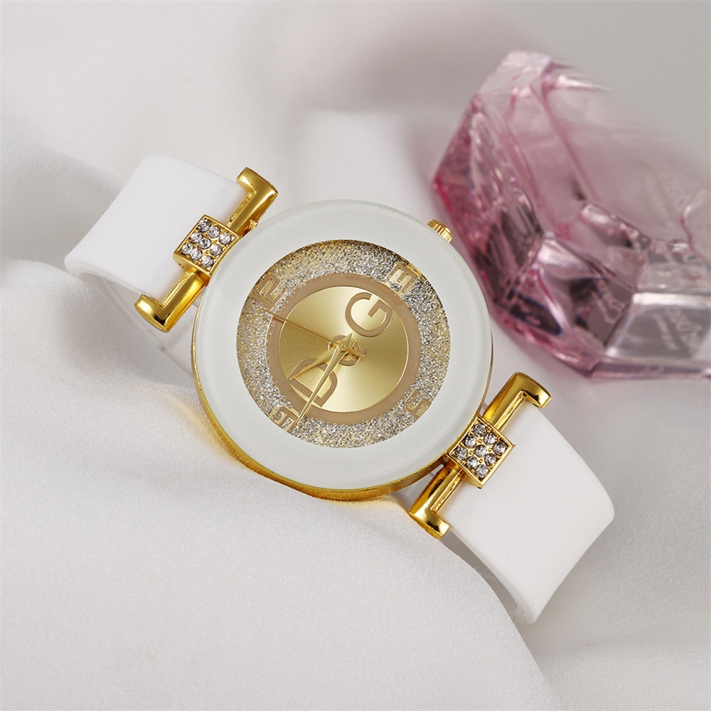 Simple-Black-White-Quartz-Watches-Women-Minimalist-Design-Silicone-Strap-Wristwatch-Big-Dial-Women-s-Fashion-3